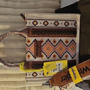 NWT Wrangler Women's Brown and Cream Patterned Bag
